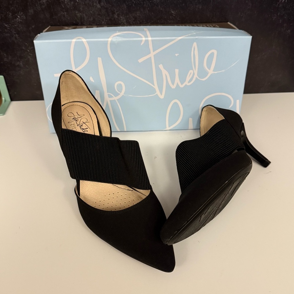 Life Stride Black Heels with Wide Strap called Sarita.
